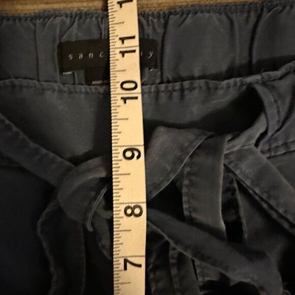 Sanctuary pull on shorts small - Picture 4 of 6